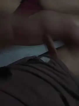 Snapshot of couplefireBA chatting on December 18, 2025, 6:01 pm couplefireBA online show from December 18, 2025, 6:01 pm