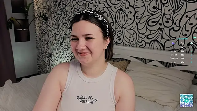 Snapshot of ZaraCrumpton chatting on February 11, 2025, 11:09 am ZaraCrumpton online show from February 11, 2025, 11:09 am