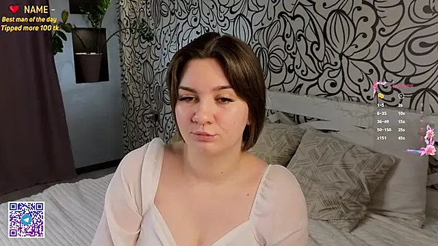 Snapshot of ZaraCrumpton chatting on January 14, 2025, 11:10 am ZaraCrumpton online show from January 14, 2025, 11:10 am