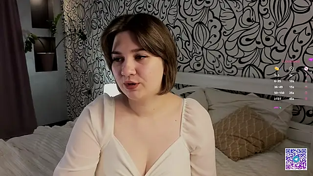 Snapshot of ZaraCrumpton chatting on February 6, 2025, 11:09 am ZaraCrumpton online show from February 6, 2025, 11:09 am