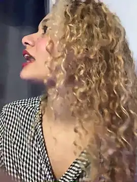 Snapshot of gaby_jin chatting on December 28, 2024, 3:15 pm gaby jin online show from December 28, 2024, 3:15 pm