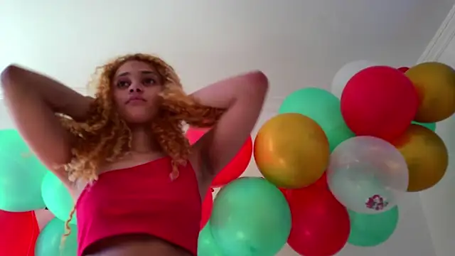 Snapshot of gaby_jin chatting on January 8, 2025, 5:37 pm gaby jin online show from January 8, 2025, 5:37 pm