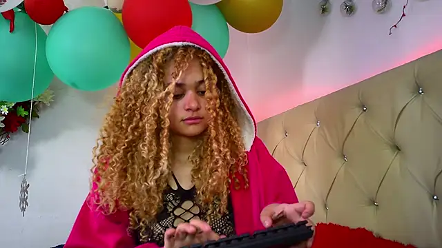 Snapshot of gaby_jin chatting on January 20, 2025, 2:57 pm gaby jin online show from January 20, 2025, 2:57 pm