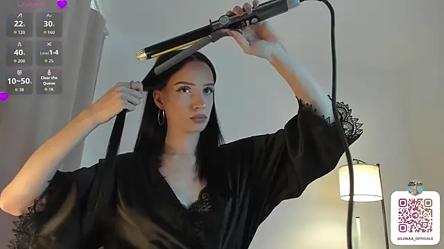 Snapshot of flora_off chatting on February 24, 2026, 8:26 am flora off online show from February 24, 2026, 8:26 am