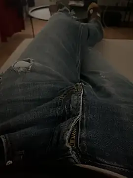 Snapshot of RSR_26689 chatting on February 25, 2025, 2:48 pm RSR 26689 online show from February 25, 2025, 2:48 pm