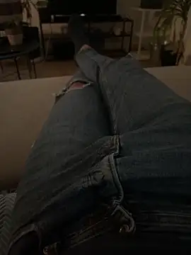 Snapshot of RSR_26689 chatting on February 7, 2025, 3:41 pm RSR 26689 online show from February 7, 2025, 3:41 pm