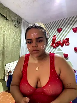 Snapshot of Evabigass chatting on January 8, 2026, 7:20 pm Evabigass online show from January 8, 2026, 7:20 pm