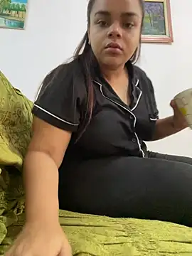 Evabigass online show from April 8, 2026, 11:44 am