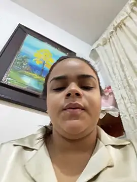 Evabigass online show from April 7, 2026, 11:34 am