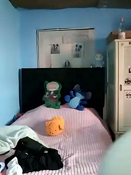 Snapshot of Elvishcassie_ chatting on January 8, 2026, 7:31 pm Elvishcassie online show from January 8, 2026, 7:31 pm