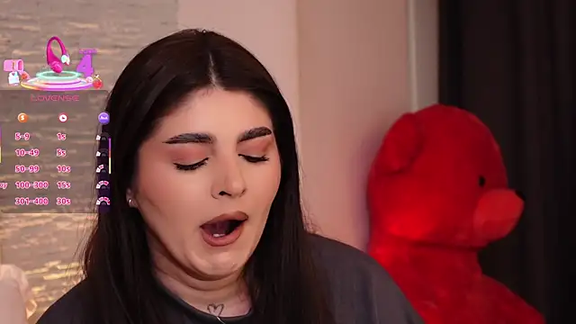 RachelSwaan online show from March 18, 2025, 8:28 am