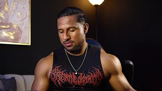 Snapshot of CallumMuscle chatting on April 20, 2026, 10:55 pm CallumMuscle online show from April 20, 2026, 10:55 pm