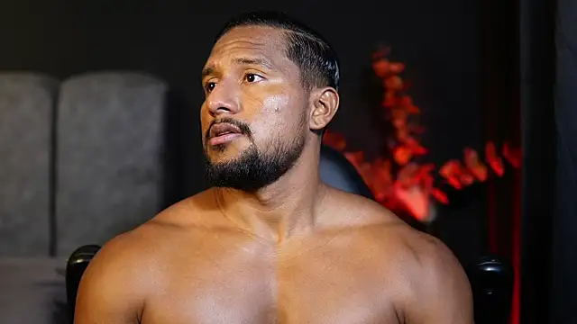 CallumMuscle online show from November 15, 2025, 2:21 pm