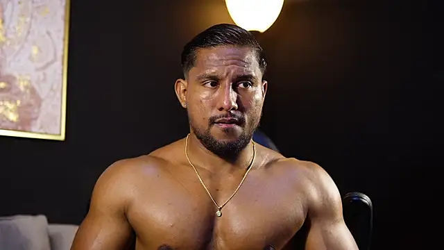 Snapshot of CallumMuscle chatting on April 8, 2026, 2:35 am CallumMuscle online show from April 8, 2026, 2:35 am