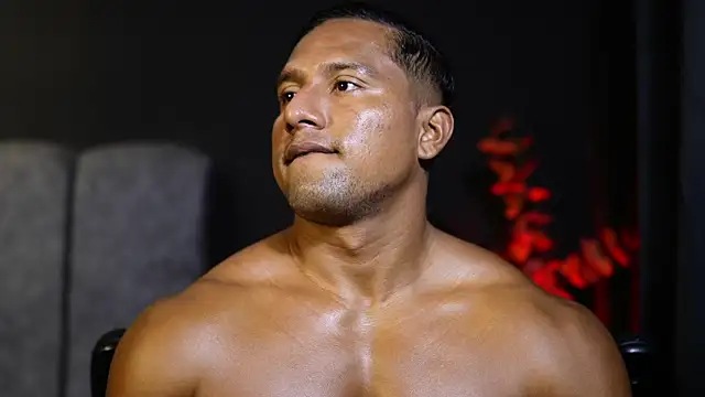 CallumMuscle online show from November 26, 2025, 11:21 am