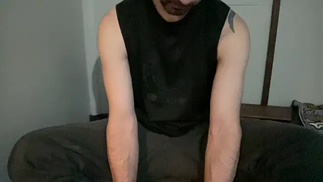 Snapshot of alphajoshkosh chatting on March 16, 2026, 12:18 am alphajoshkosh online show from March 16, 2026, 12:18 am