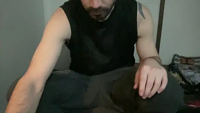 Snapshot of alphajoshkosh chatting on April 11, 2026, 8:29 am alphajoshkosh online show from April 11, 2026, 8:29 am