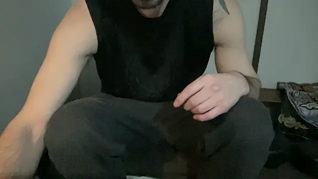 Snapshot of alphajoshkosh chatting on March 8, 2026, 11:52 pm alphajoshkosh online show from March 8, 2026, 11:52 pm