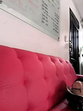 Snapshot of evafoxs chatting on September 18, 2025, 2:09 pm evafoxs online show from September 18, 2025, 2:09 pm