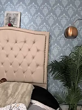 Snapshot of evafoxs chatting on September 22, 2025, 8:48 pm evafoxs online show from September 22, 2025, 8:48 pm