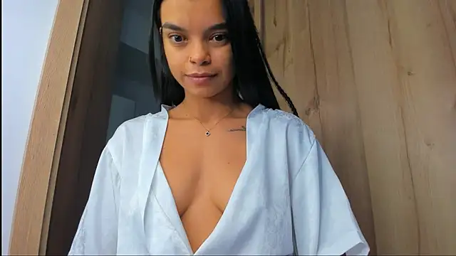 mia world  online show from November 8, 2025, 1:03 pm