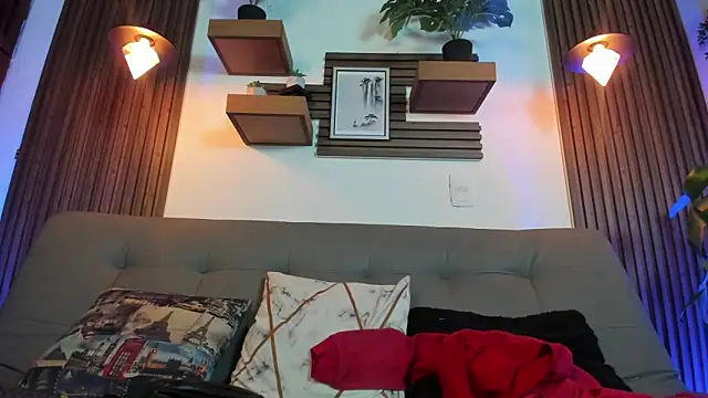 Layla 707 online show from March 20, 2025, 12:19 am