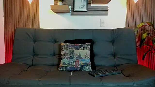 Layla 707 online show from September 25, 2025, 11:55 pm