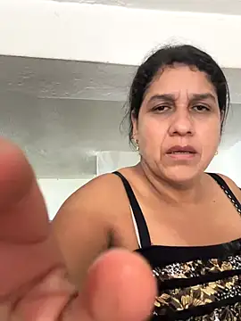 Snapshot of siri_duque chatting on November 24, 2025, 2:28 pm siri duque online show from November 24, 2025, 2:28 pm