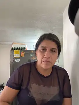 Snapshot of siri_duque chatting on November 4, 2025, 3:49 pm siri duque online show from November 4, 2025, 3:49 pm