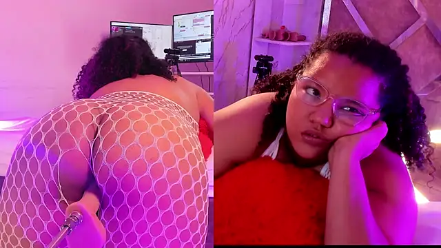 MhiaRey online show from October 16, 2025, 1:41 pm