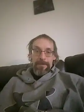 chatwatchcum online show from March 9, 2025, 2:29 am