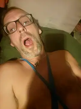 chatwatchcum online show from October 19, 2025, 3:31 am