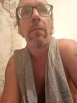 chatwatchcum online show from September 24, 2025, 2:07 am