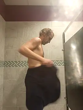 chatwatchcum online show from November 4, 2025, 3:49 pm