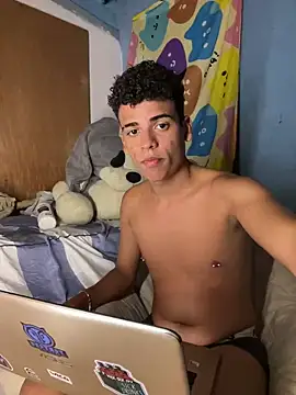 Snapshot of Leo_bunny_hot chatting on March 22, 2025, 12:49 am Leo bunny hot online show from March 22, 2025, 12:49 am