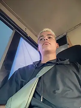 Leo bunny hot online show from March 16, 2026, 6:54 pm