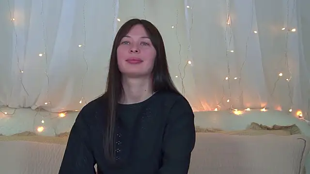 AlexandraBloom online show from February 25, 2026, 6:19 pm