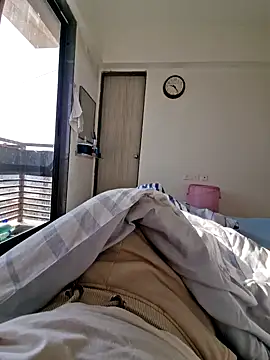 vivanpraj999 online show from November 14, 2025, 3:21 am