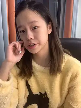 Snapshot of QING-QING-66 chatting on January 6, 2025, 10:13 am QING-QING-66 online show from January 6, 2025, 10:13 am