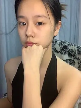 Snapshot of QING-QING-66 chatting on December 31, 2024, 2:14 pm QING-QING-66 online show from December 31, 2024, 2:14 pm