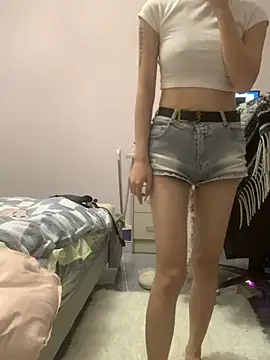 Snapshot of QING-QING-66 chatting on December 28, 2024, 5:35 pm QING-QING-66 online show from December 28, 2024, 5:35 pm