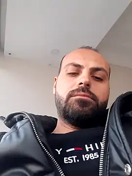 Snapshot of krzantem3454 chatting on December 5, 2024, 1:33 pm krzantem3454 online show from December 5, 2024, 1:33 pm