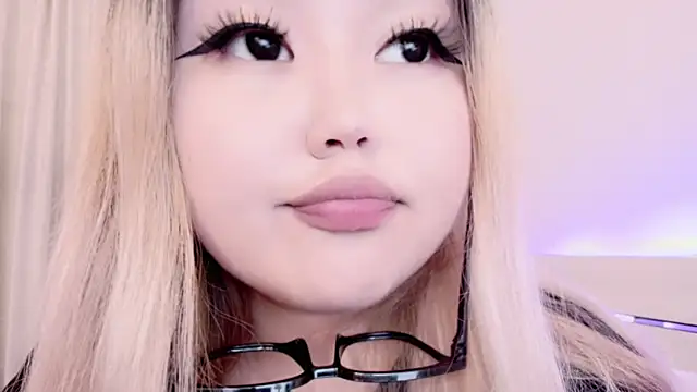 Snapshot of amelia_sunlight chatting on September 10, 2025, 4:50 pm amelia sunlight online show from September 10, 2025, 4:50 pm