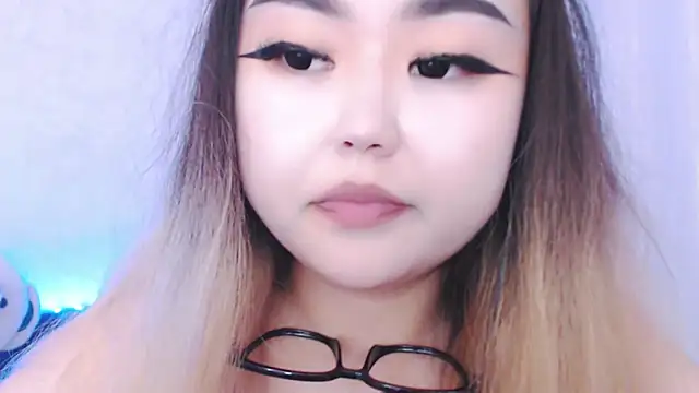 Snapshot of amelia_sunlight chatting on June 26, 2026, 5:08 pm amelia sunlight online show from June 26, 2026, 5:08 pm