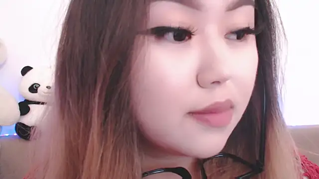 amelia sunlight online show from April 19, 2026, 2:07 pm