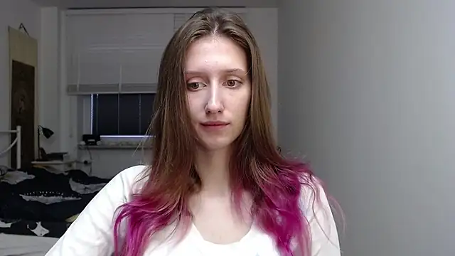 LUNA delight online show from November 18, 2025, 6:39 am