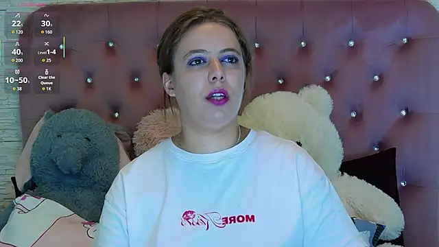 Snapshot of SophiaStarr chatting on December 22, 2025, 8:20 pm SophiaStarr online show from December 22, 2025, 8:20 pm