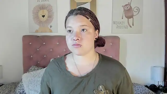 Snapshot of CelessteRedds chatting on January 7, 2026, 11:37 am CelessteRedds online show from January 7, 2026, 11:37 am