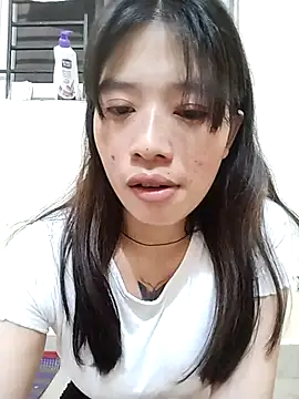 Cool  girl online show from February 24, 2025, 6:15 pm