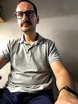 Superdad online show from October 3, 2025, 11:45 am